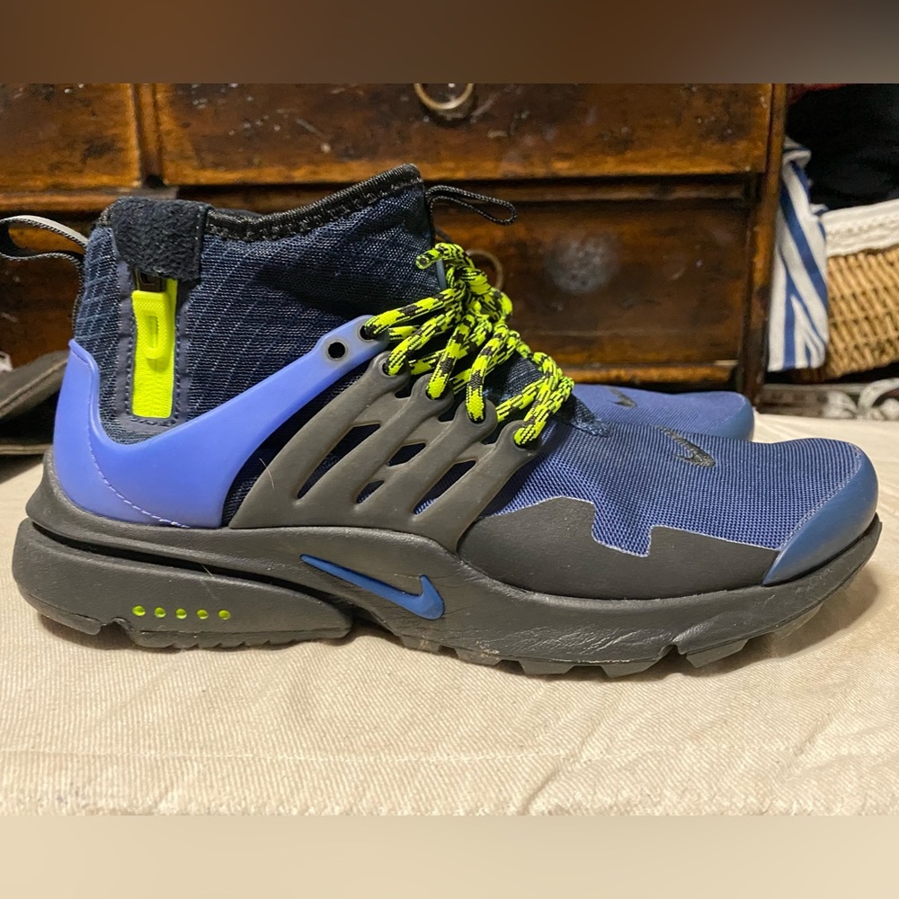 Nike air Presto mid size 8